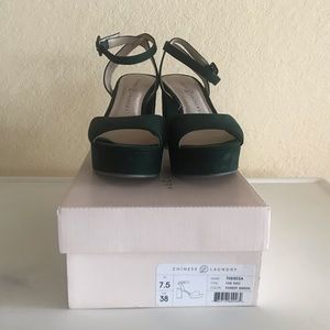 Chinese Laundry Forrest Green Platform Sandals